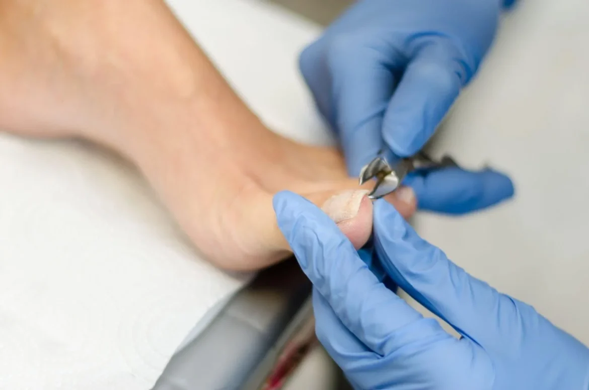 How Podiatrists Diagnose and Treat Foot Conditions